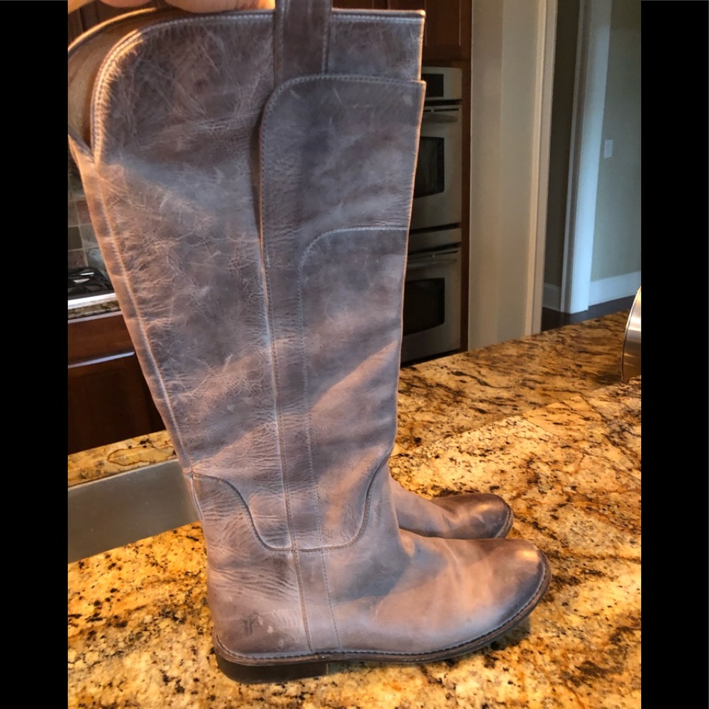 Frye distressed boots size 7